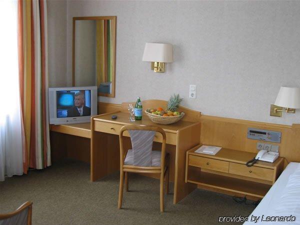 Hotel Parsberg Puchheim Rom bilde