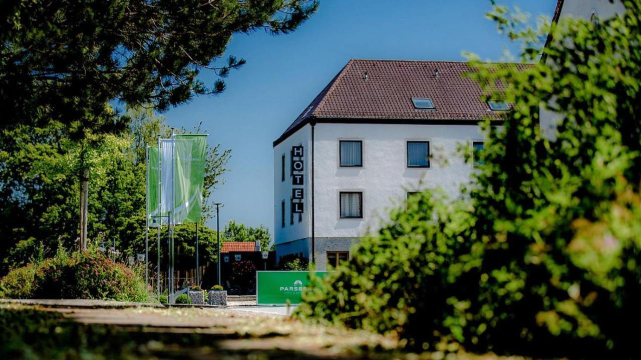Hotel Parsberg Puchheim Eksteriør bilde